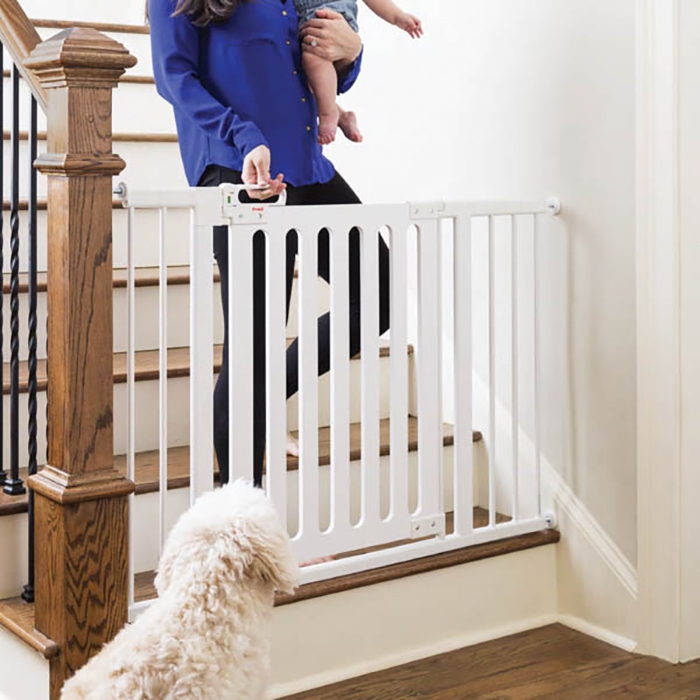 Fred Pressure Fit Wooden Stairgate